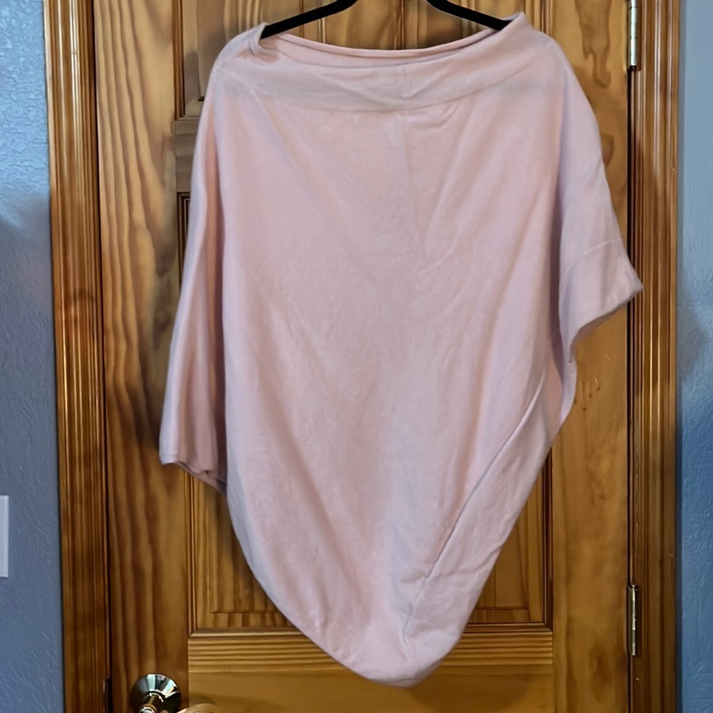 100% Cashmere Light Pink Poncho